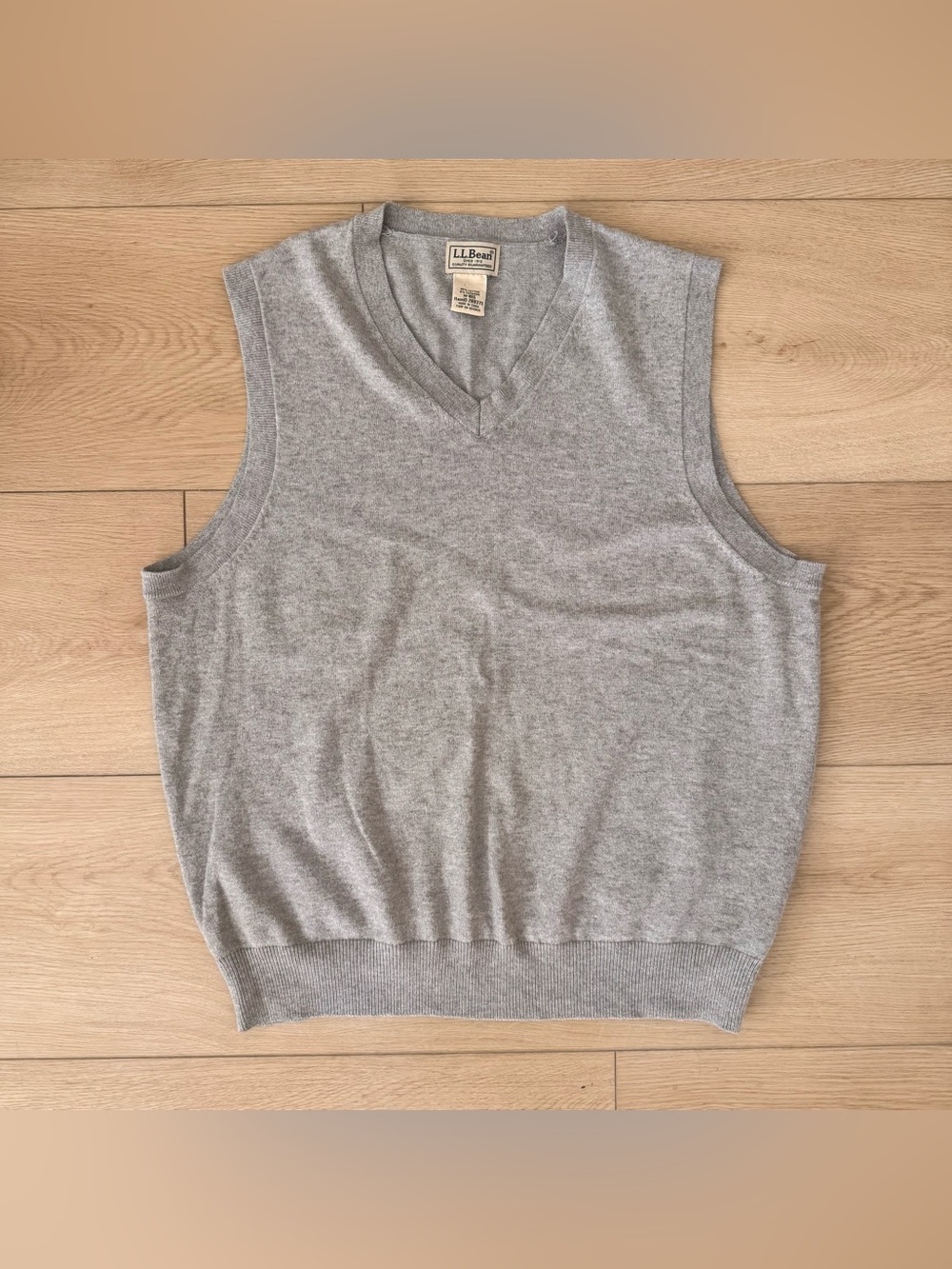 L.L. Bean Men’s Light Gray Cashmere V-Neck Sweater Vest